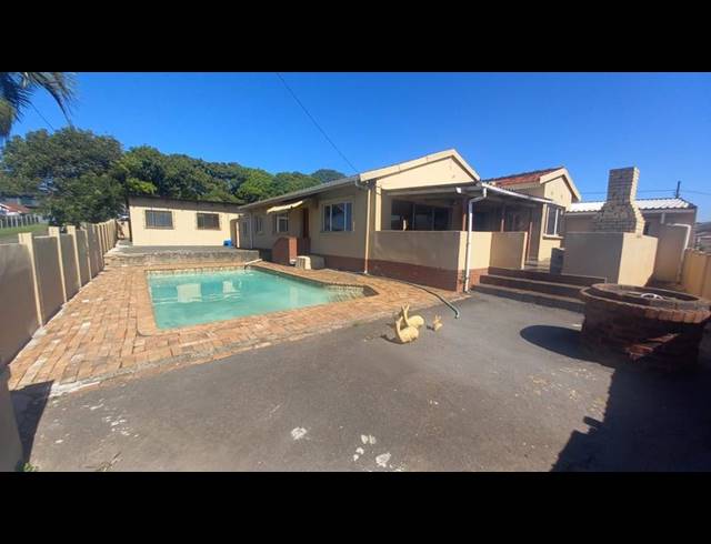 3 BEDROOM HOUSE FOR SALE IN BLUFF